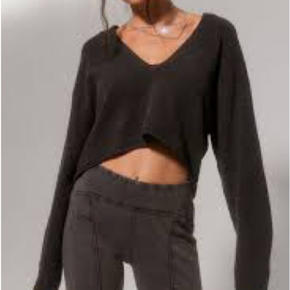 BDG sweater